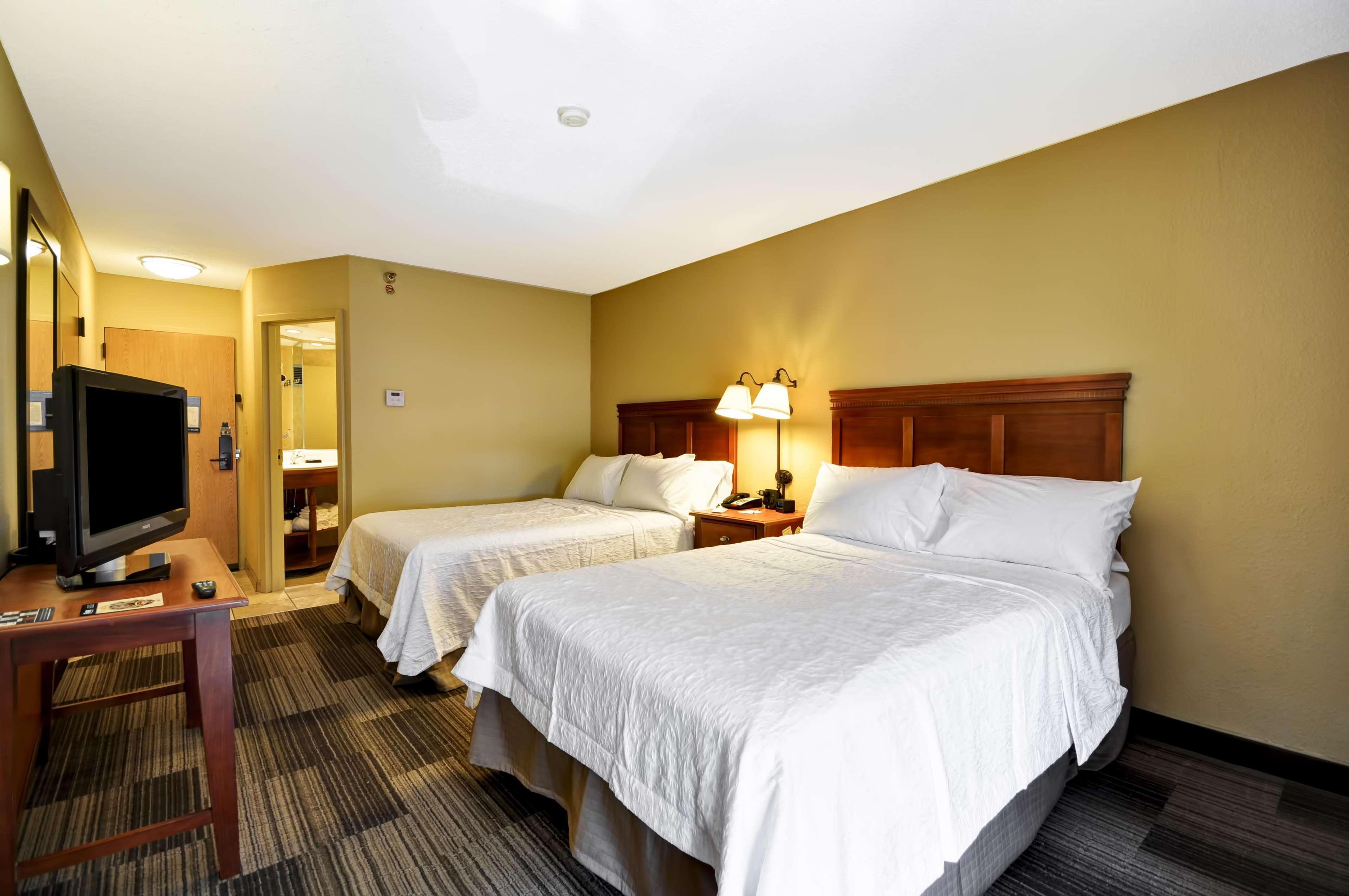 Hampton Inn Memphis Poplar Eksteriør billede
