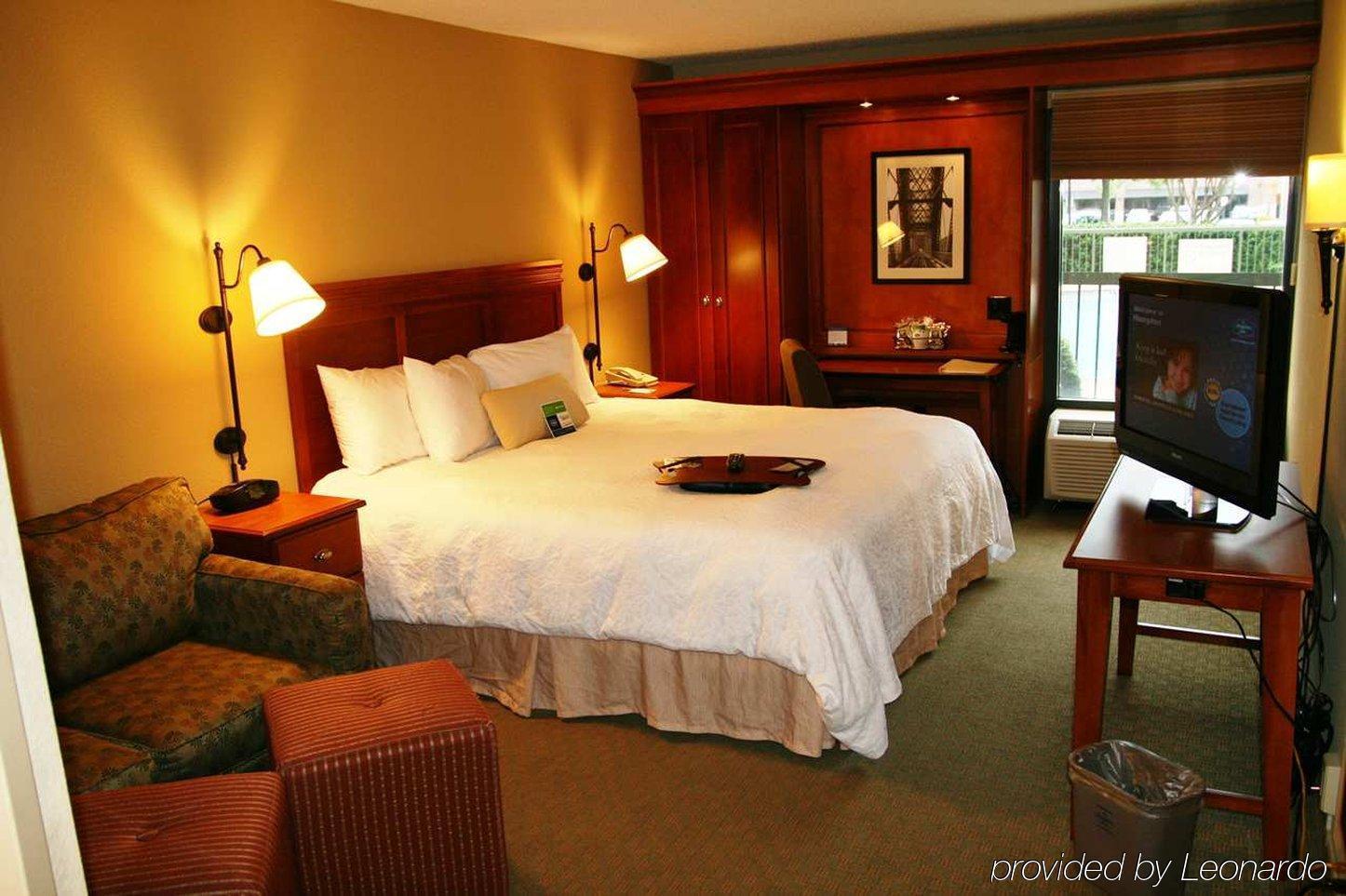 Hampton Inn Memphis Poplar Værelse billede